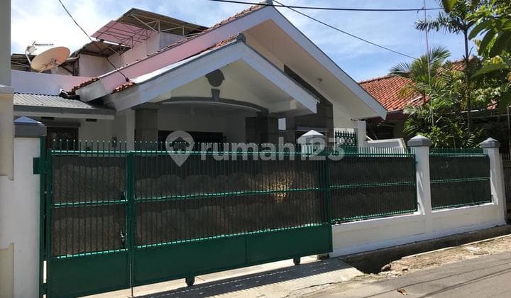 Rumah Bagus Siap Huni di Pusat Kota Bandung Sayap Buah Batu dan BKR