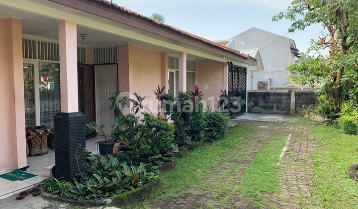 Margonda Luas 400, sekitar 130 meter dari Margonda raya