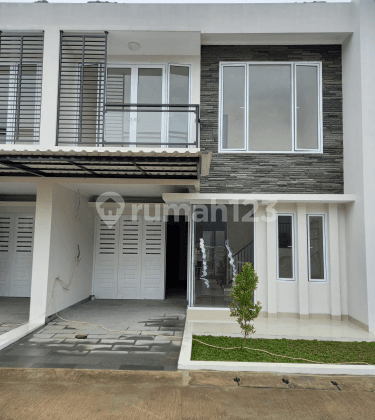 Rmh Baru, Desain Minimalis, Harga Bagus di Cirendeu