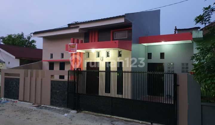 Rumah Minimalis Bertingkat Dekat Labersa