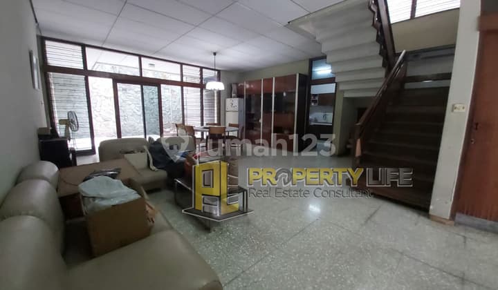 BUTUH CEPAT RUMAH TOMANG JALAN SANGAT LEBAR