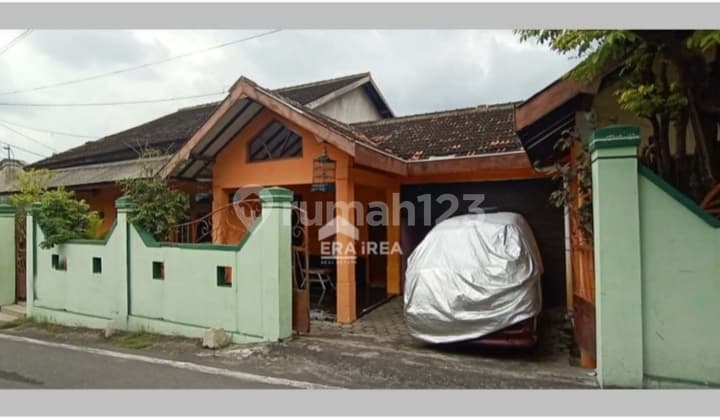 Rumah strategis dekat RS.Muwardi di Tegalrejo Jebres Solo