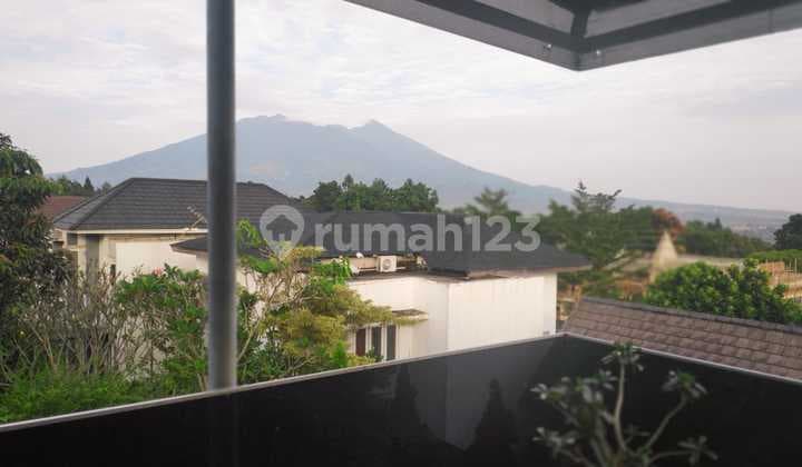 Furnished!! Turun Harga Rumah Dengan Kolam Renang, Golf View Rancamaya Blok PR