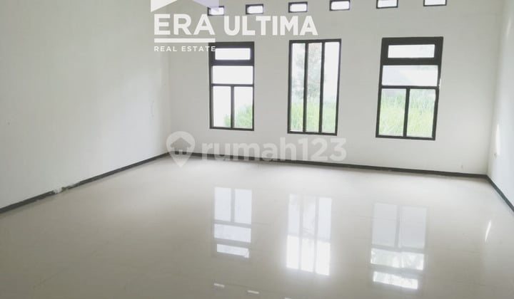 Rumah Siap Huni Bangunan Terawat Komplek Setra Murni Bandung