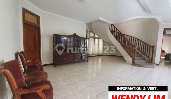 RUMAH MEWAH at Jl TAMAN LEBAK BULUS, JAKSEL (DALAM KOMPLEK)