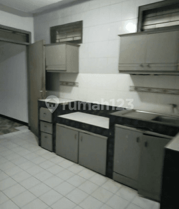 rumah di murah posisi hoek lokasi Margahayu raya merkuri