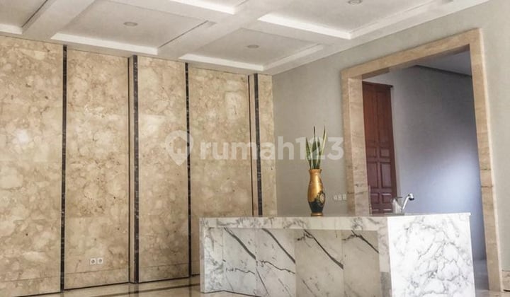 RUMAH MEWAH MODERN at Jl HANGLEKIU, KEBAYORAN BARU (LANGKA)