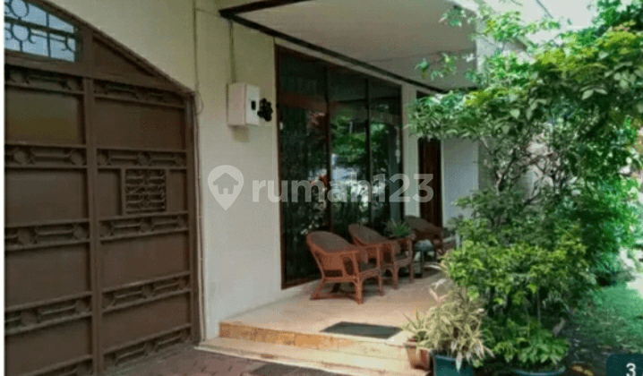 rumah bangunan bagus lokasi jln haruman Burangrang Bandung