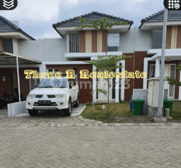 Rumah minimalis modern di cluster bonafit di dekat Patung Pesawat Suhat