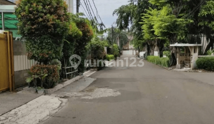 Rumah 2Lantai Siap Huni, Kebon Jeruk, Jakarta Barat.