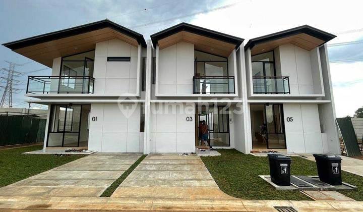 Uptown Estate Lippo Cikarang Type 3 balcony,canopy Bisa Kpr
