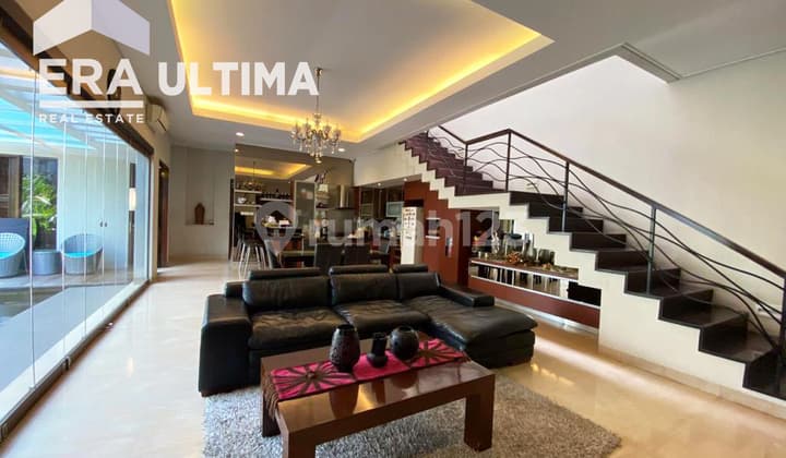 Rumah Mewah Terawat Siap Huni Nyaman di Singgasana Kota Bandung