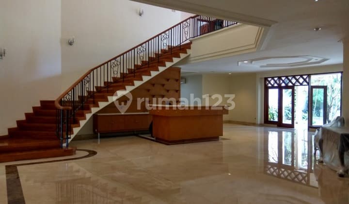 Nice house in kemang area for expatriat and others \"the price can be negotiable\"