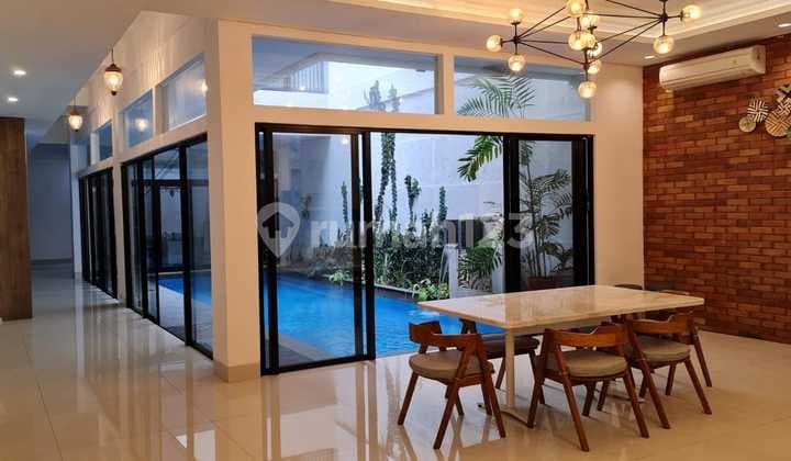 Rumah Hunian Kawasan Menteng Nyaman Fully Furnished