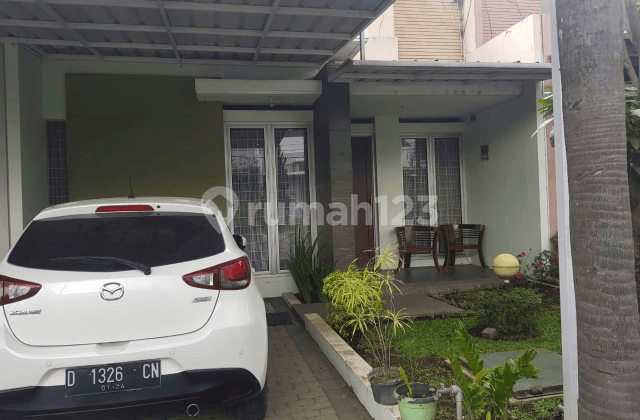 Beautiful House in Batununggal Sari