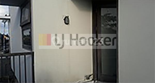 2-storey house near public facilities at Perum Dalung Uma Village