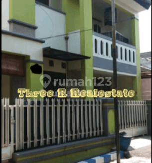 Rumah 2 lantai dengan kamar tidur 5 lokasi dekat Sulfat Agung