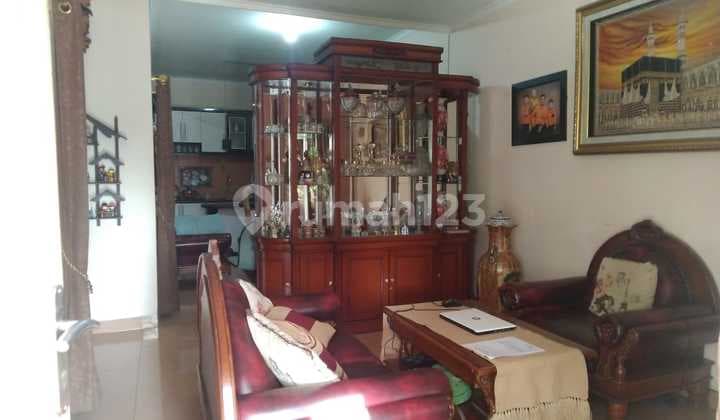 Rumah Terawat Semi Furnish di Rancamanyar Regency 1