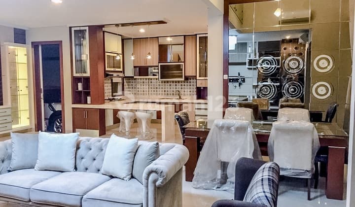 RUMAH BAGUS DENGAN LUXURY INTERIOR FULL FURNISH LIPPO CIKARANG