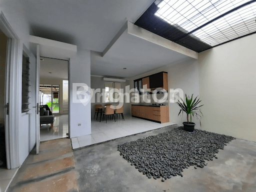 Rumah 2 lantai, Perumahan The Icon Dekat pintu toll daan AEON Mall BSD