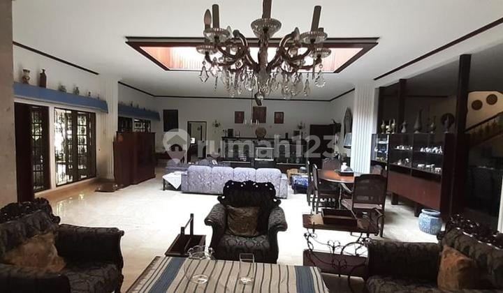 Rumah siap huni di Kebayoran Baru- Kawasa Elite