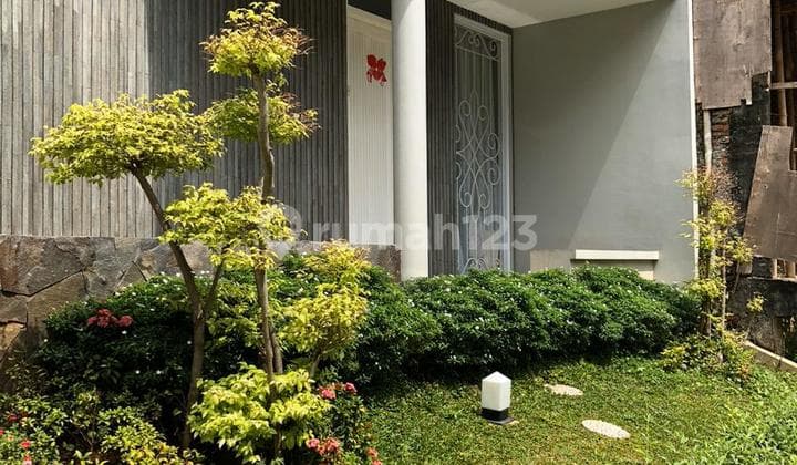 JUAL B. U Rumah Cantik Semi Furnish di Jagakarsa