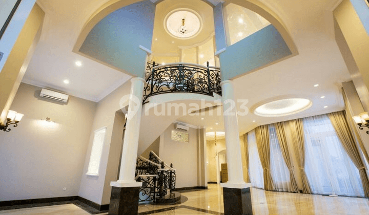 SANGAT MEWAH DI PONDOK INDAH