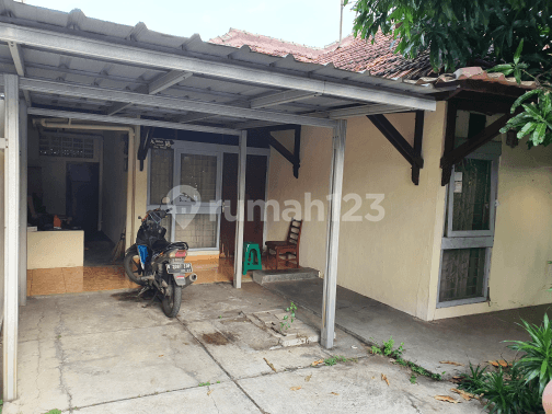 rumah lama.pgr jalan.besar.bs kntr