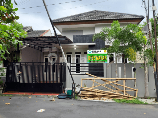 Rumah Bagus 1 Lantai ( Furnished) di Fajar Indah Solo