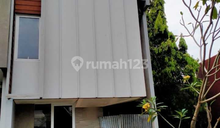 rumah dalam cluster puri mediteran "SHNT"