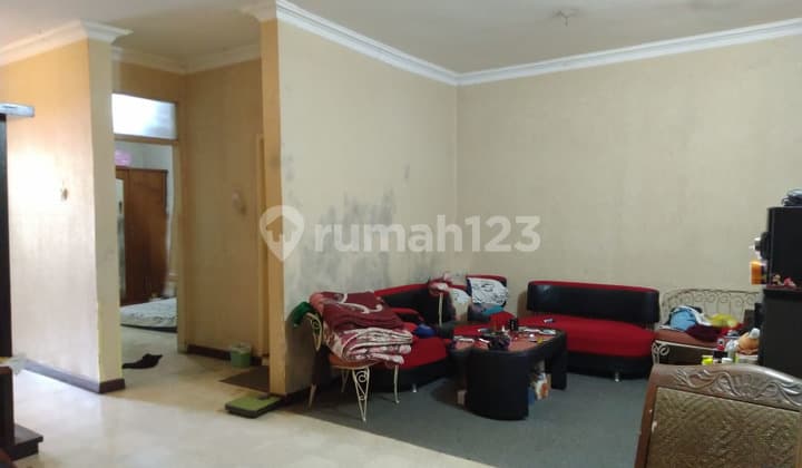 Rumah Bagus Kondisi Terawat di Margahayu Permai