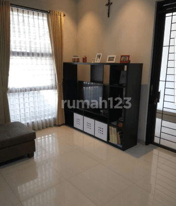 RUMAH MINIMALIS KOMPLEK ISTANA SUDIRMAN REGENCY