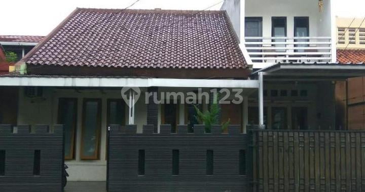 RUMAH 1,5 LANTAI BEBAS BANJIR LINGKUNGAN CLUSTER DEKAT JL RATNA RAYA JATIKRAMAT BEKASI