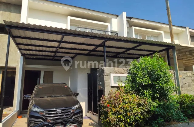 De casa Lakarsantri Siap Huni Minimalis BU
