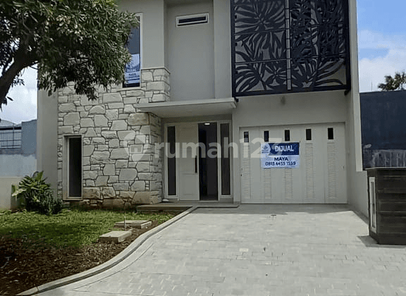 rumah pakuwon indah dekat graha family,citraland,wbm,royal residence