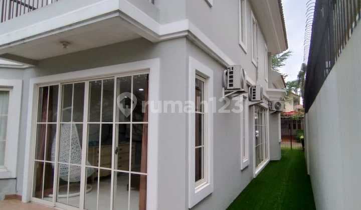Rumah Mewah 2 Lantai Terawat Kondisi Furnished Siap Huni Di Kawasan Lippo Central
