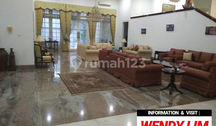 RUMAH at Jl SRIWIJAYA, KEBAYORAN BARU (HOEK, DEPAN TAMAN)