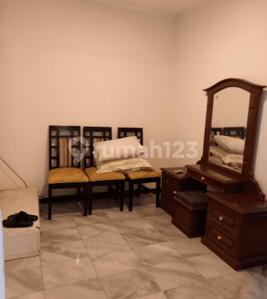 Rumah mungil di Pondok Indah