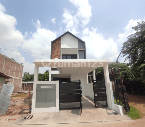 Di jual rumah pondok aren bintaro tanggerang selatan siap huni dekat stasiun, KRL,MRT, pintu toll