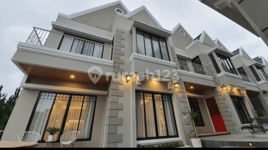 Beautiful New House Nice Price 2.625 Billion In Setraduta Bandung Unfurnished New House SHM - Certificate of Ownership In Setra Duta Bandung, Setra Duta New House In Setra Duta Bandung, Setra Duta SHM