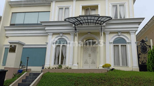Rumah siap huni bagus ada pool di less belles mansion bsd depan WTC