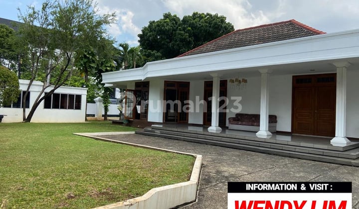 RUMAH di Jl HOS COKROAMINOTO, MENTENG, JAKPUS
