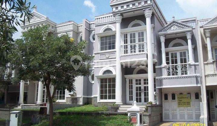 / Rumah di Citraland Clus Raffles Garden, Design Klasik, Lingkungan Elite, Row Jalan Lebar, One Gate System, Siap Huni - TAN -