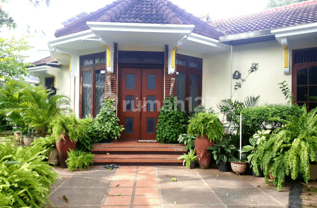 Rumah cantik semarang timur