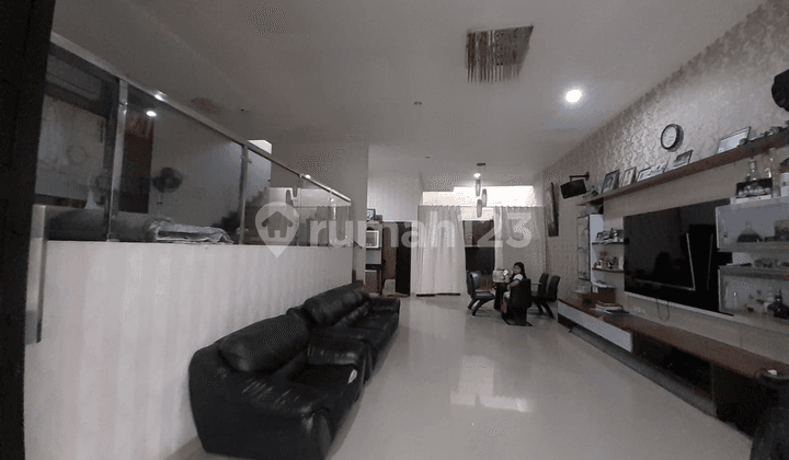 di rumah pik Florence 10x20