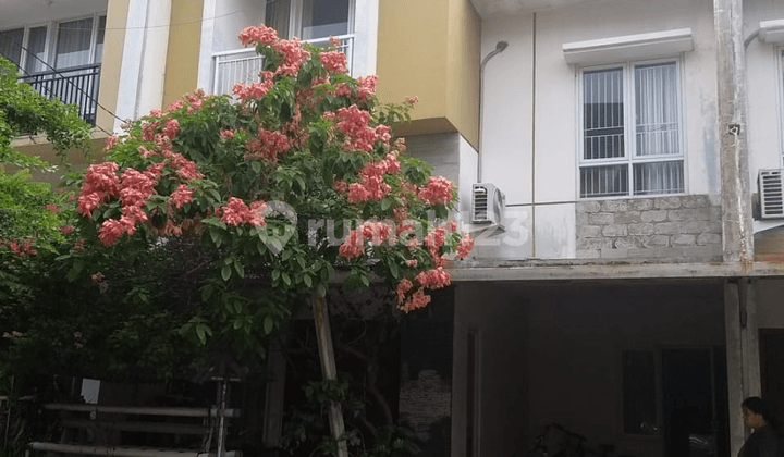 Rumah Dalam Cluster Kecil