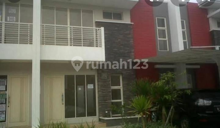 Rumah Golf Lake Residence Standard Rumah Golf Lake Residence Standard