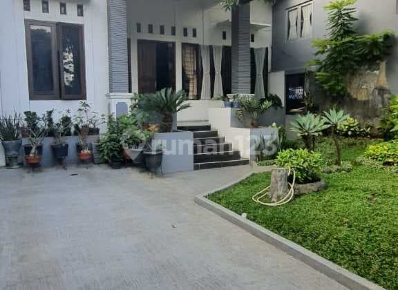 Rumah Lux 2 Lantai, Jatiwaringin Bekasi