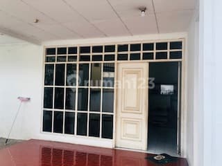 RUMAH LAMA HITUNG TANAH DI PRIME AREA ROXY, JAKARTA PUSAT