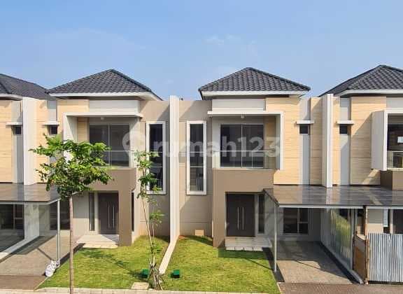 Rumah Siap Huni di Violin, Golf Island